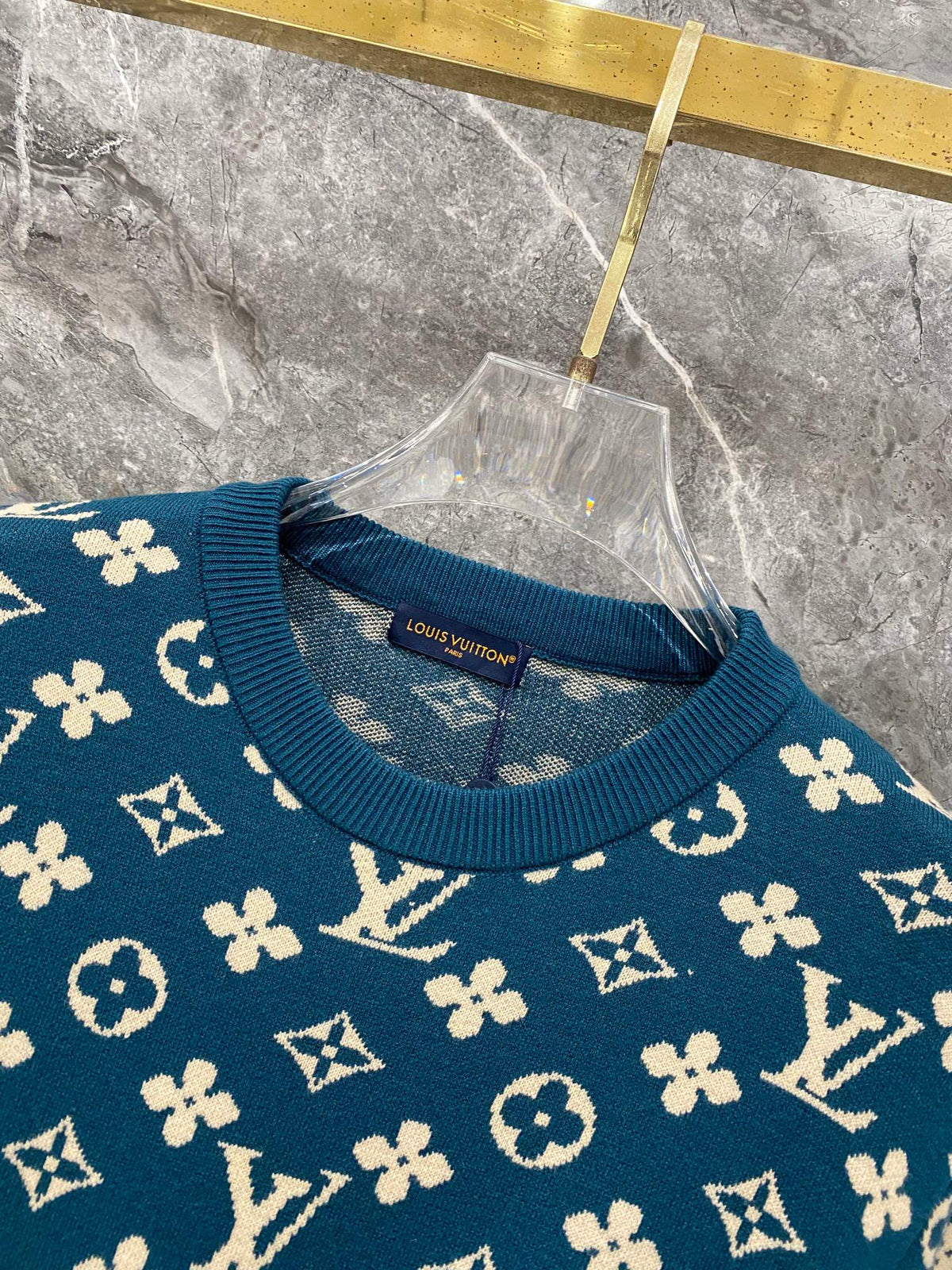 260910 New high-quality, soft and skin-friendly full-print sweater