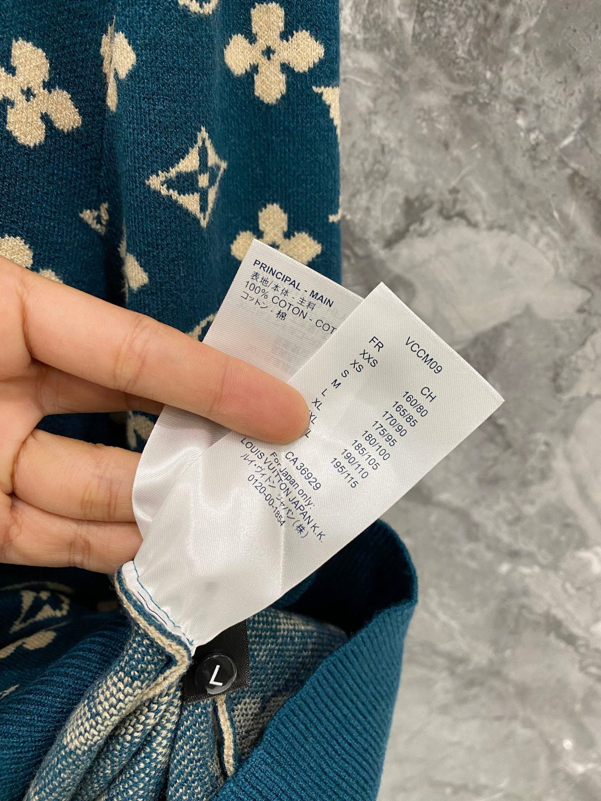 260910 New high-quality, soft and skin-friendly full-print sweater