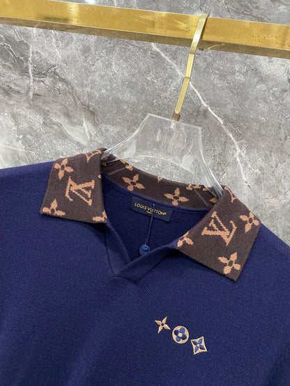 260910 New high-quality wool sweater with a chic placket design and a polo-style collar.