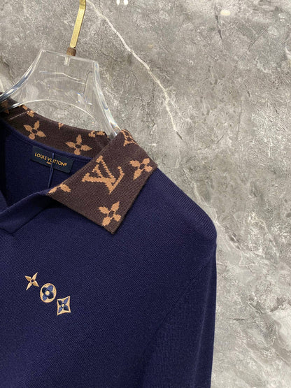 260910 New high-quality wool sweater with a chic placket design and a polo-style collar.