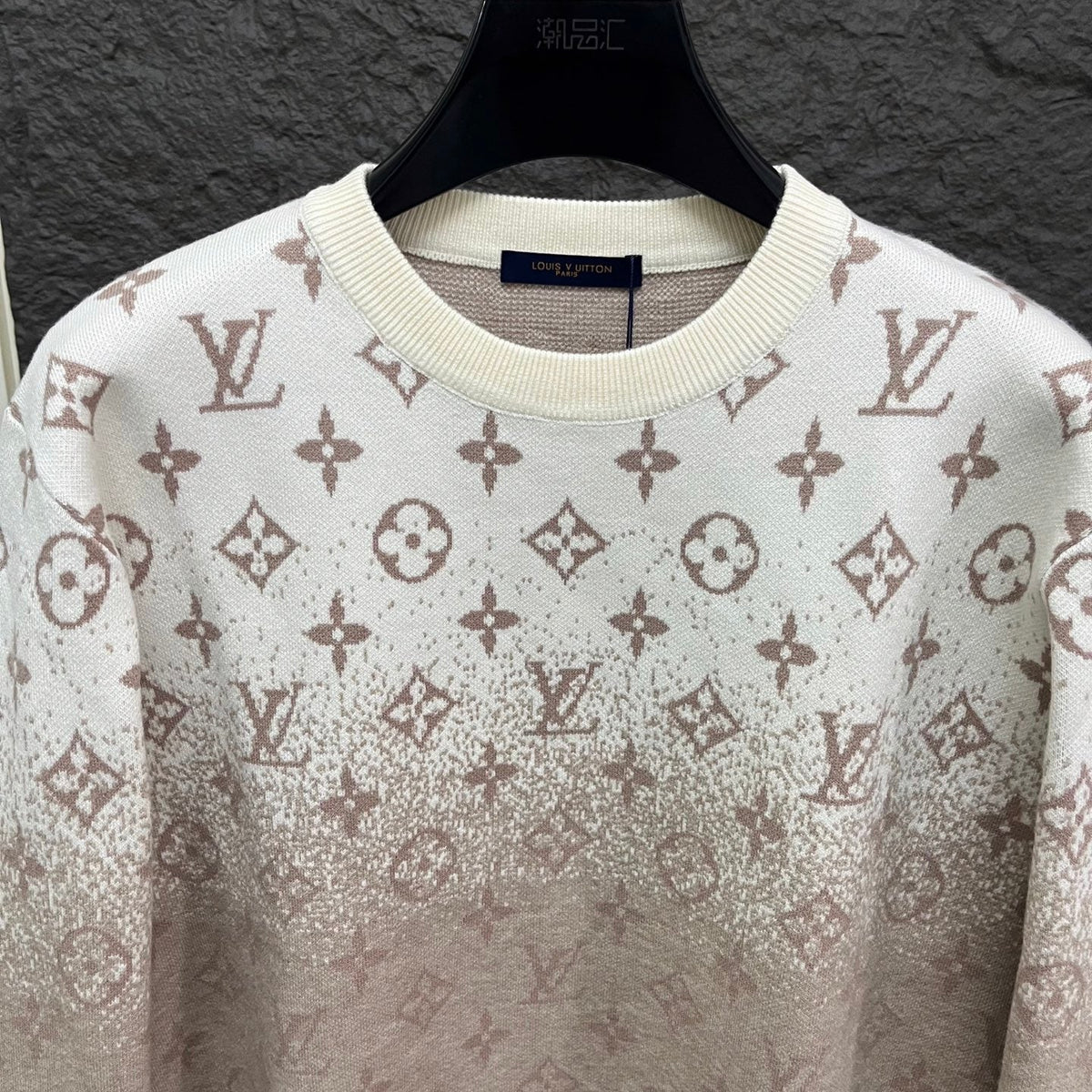 260917 New high-quality jacquard printed multi-layer gradient design felt sweater