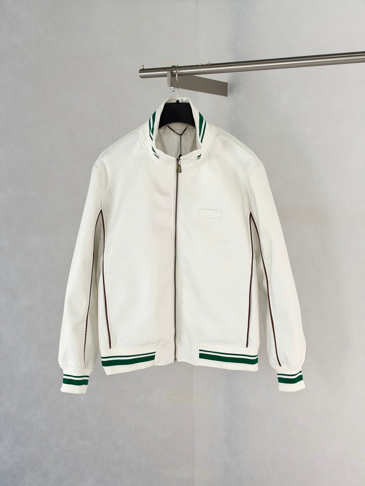 260928 New high-quality textured perforated uniform design jacket