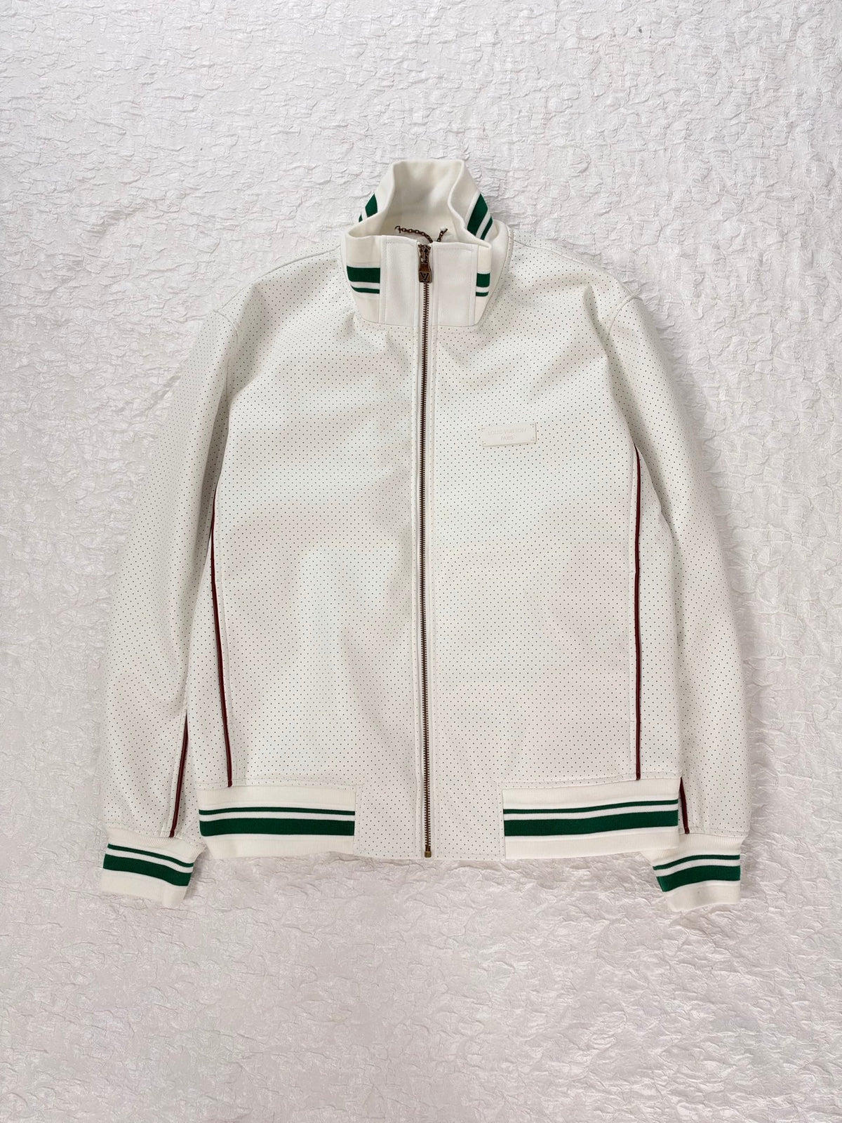 260928 New high-quality textured perforated uniform design jacket