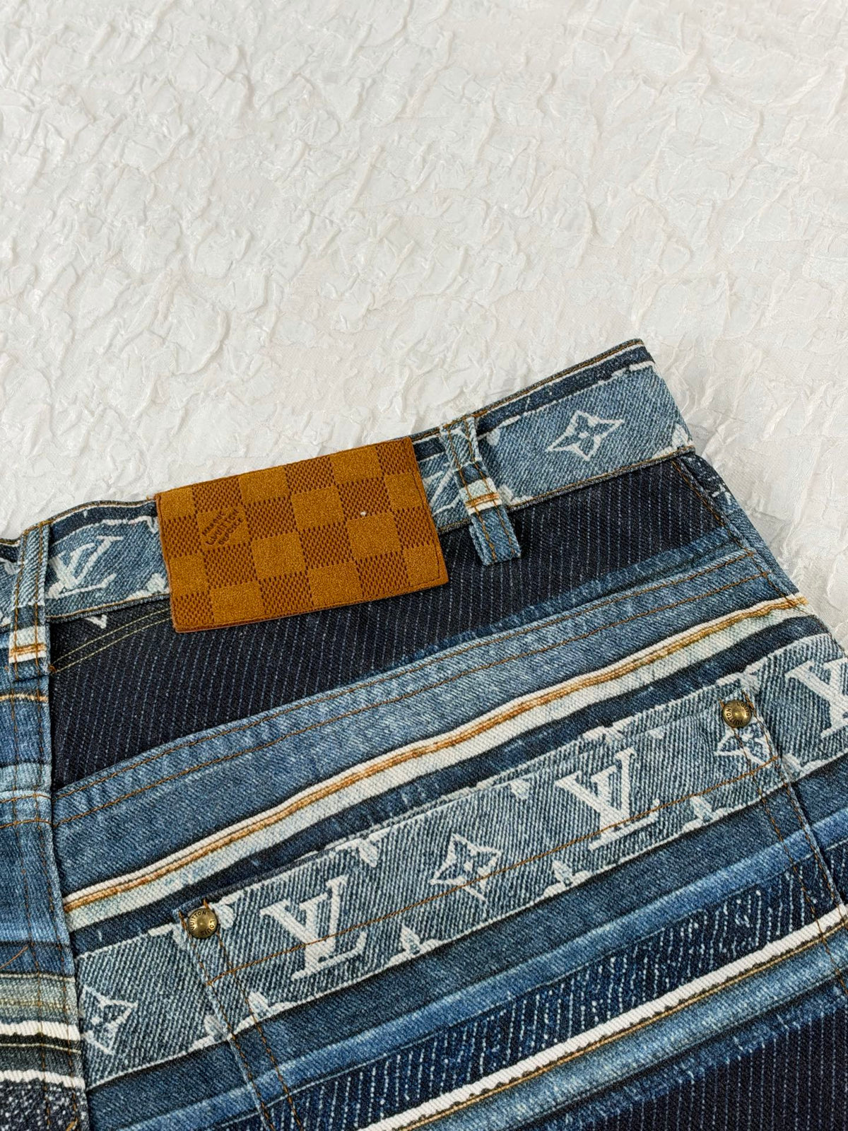 260928 New high-quality striped plaid denim shorts