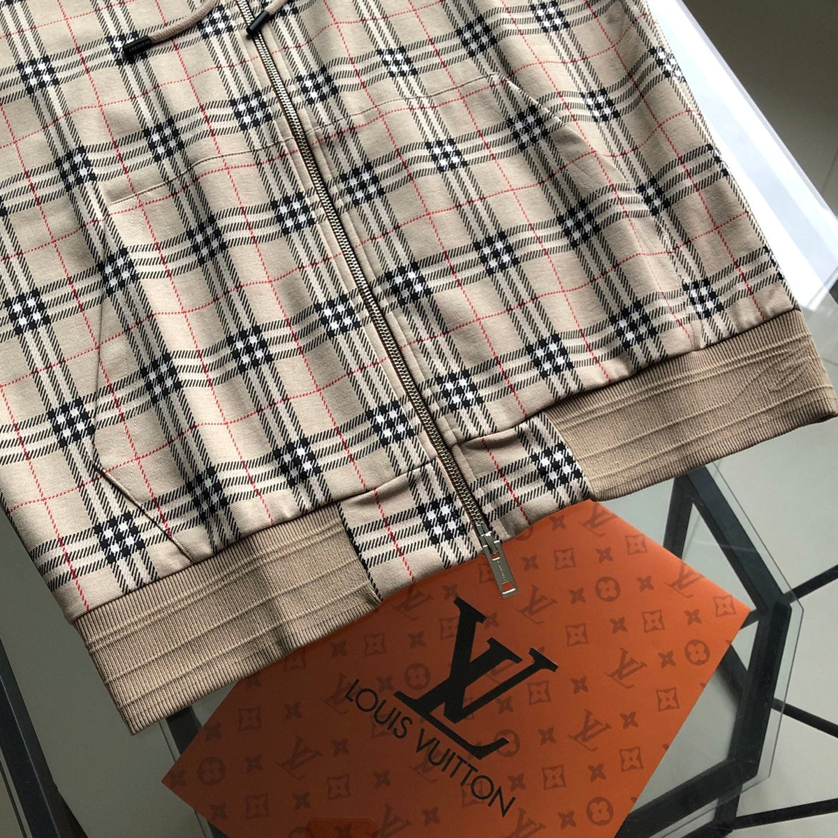 260928 New high-quality checked-pattern casual hoodie shirt