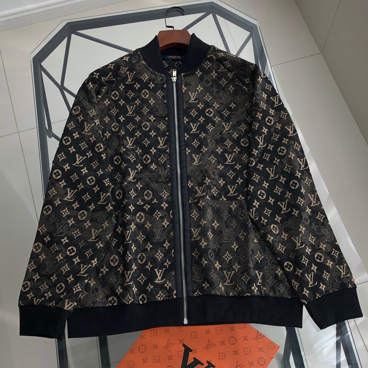 260928 New high-quality full-patterned graphic casual jacket set
