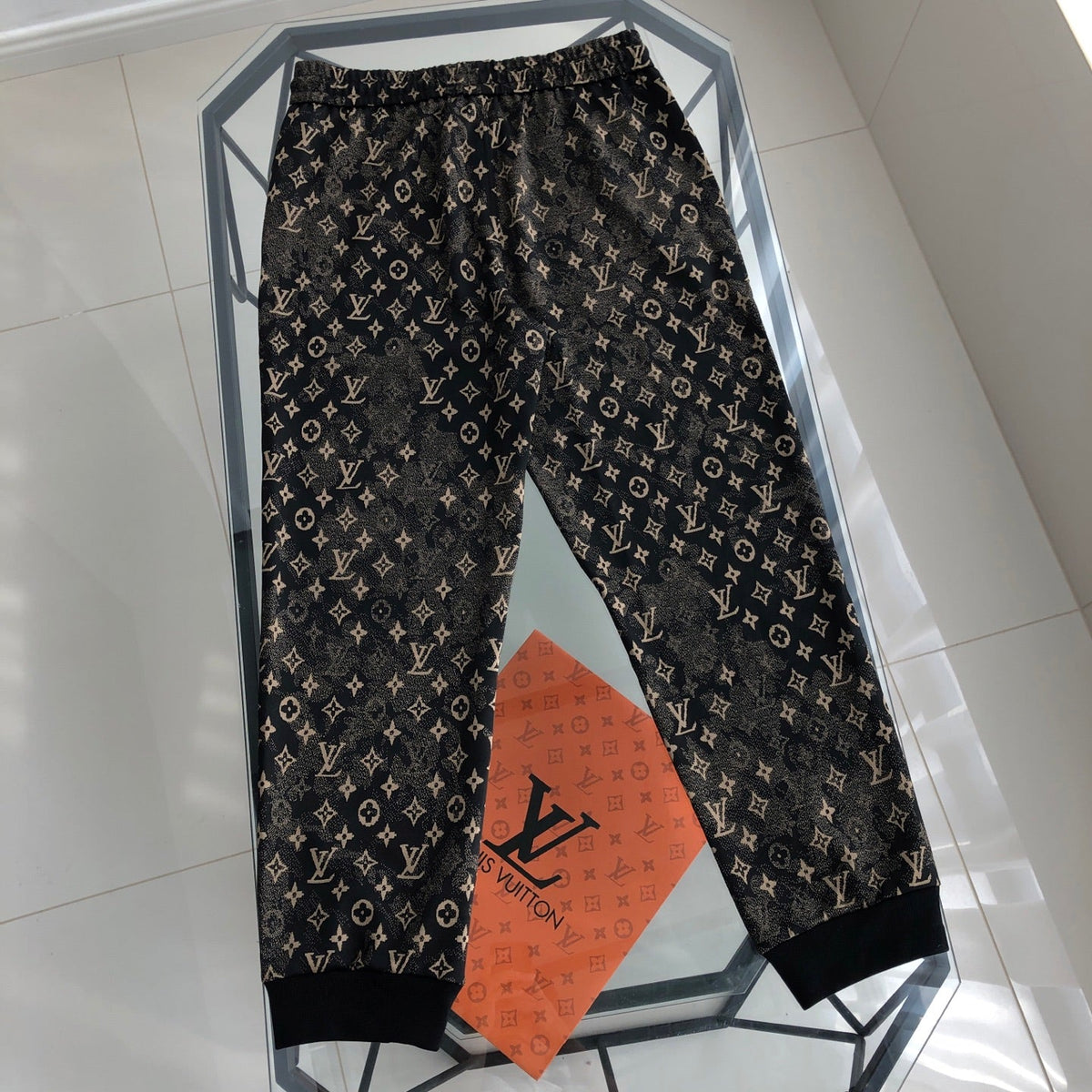 260928 New high-quality full-patterned graphic casual pants set